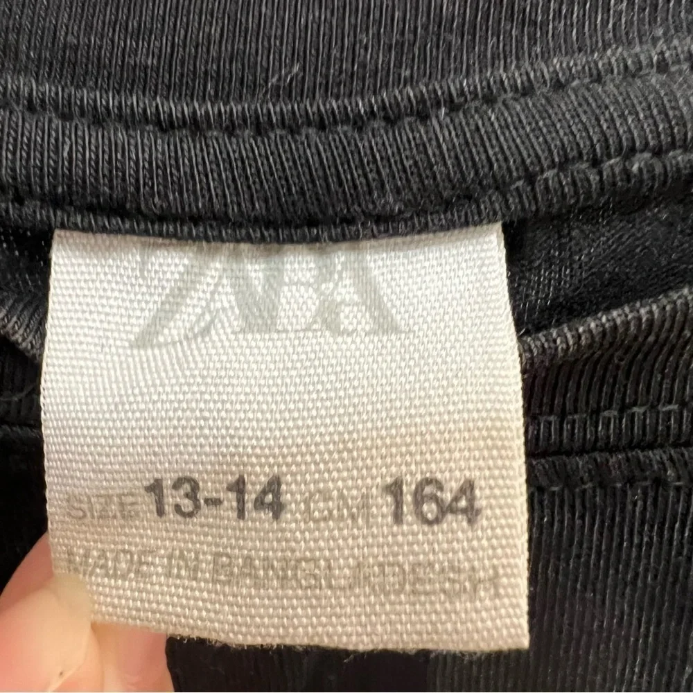 Zara Los Angeles Long Sleeved Black Tee - Picture 5 of 5